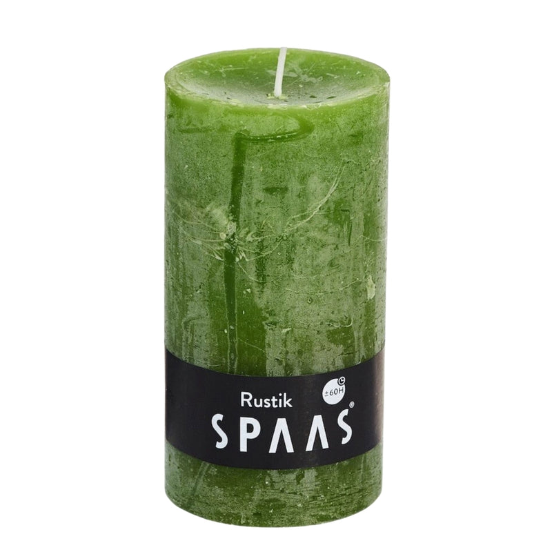 Grønt rustikt bloklys med væge og mærke “SPAAS”